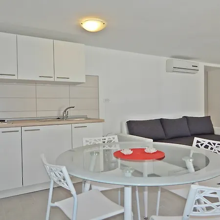 Marly Lejlighed Trogir